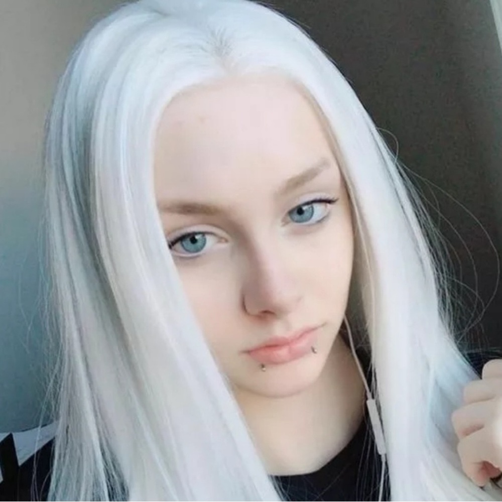 26” White LONG STRAIGHT Lace Front Wig NEW